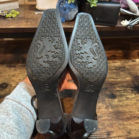 Victoria’s Secret Brown Suede Heels Size 7 - Picture 9 of 11